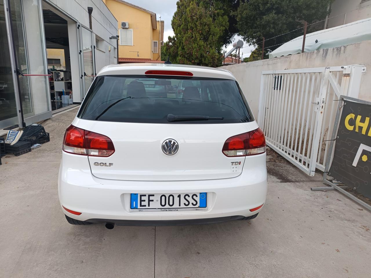Volkswagen Golf 1.6 TDI DPF 5p. Highline