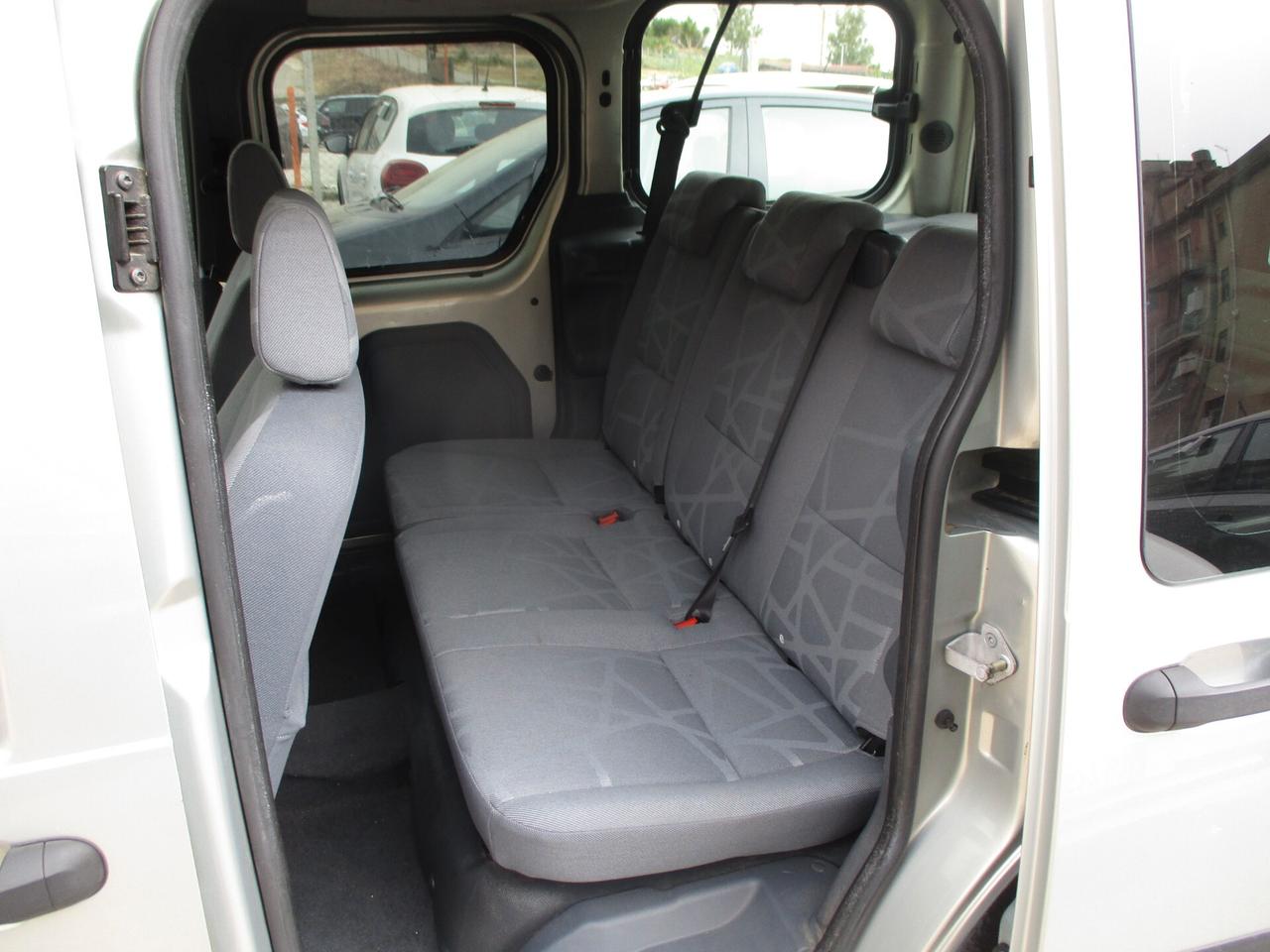 Ford Transit Connect Tourneo 1.8 TDCI 2010