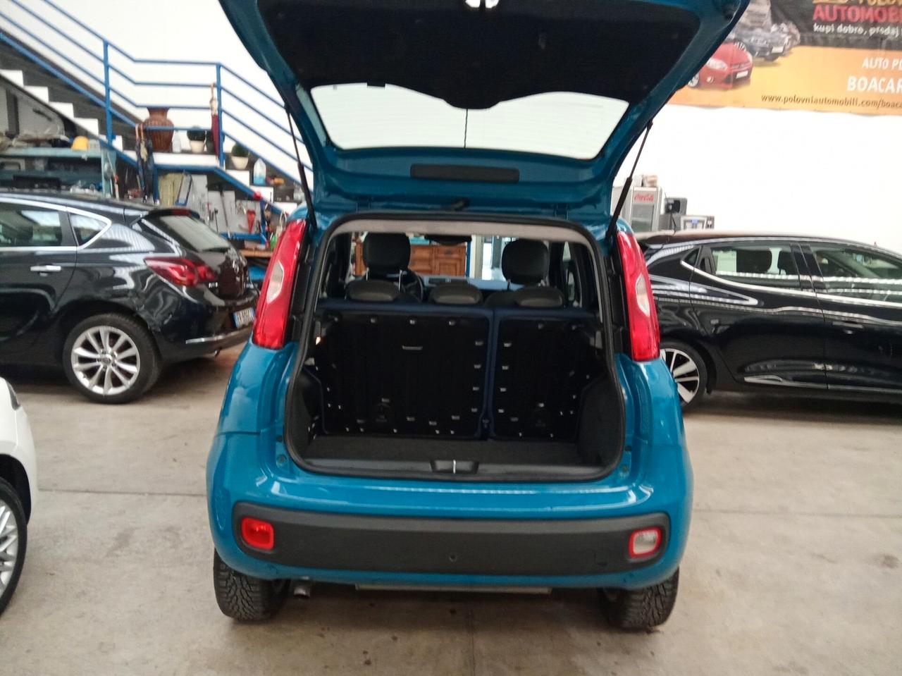 Fiat Panda 0.9 TwinAir Turbo Natural Power Lounge