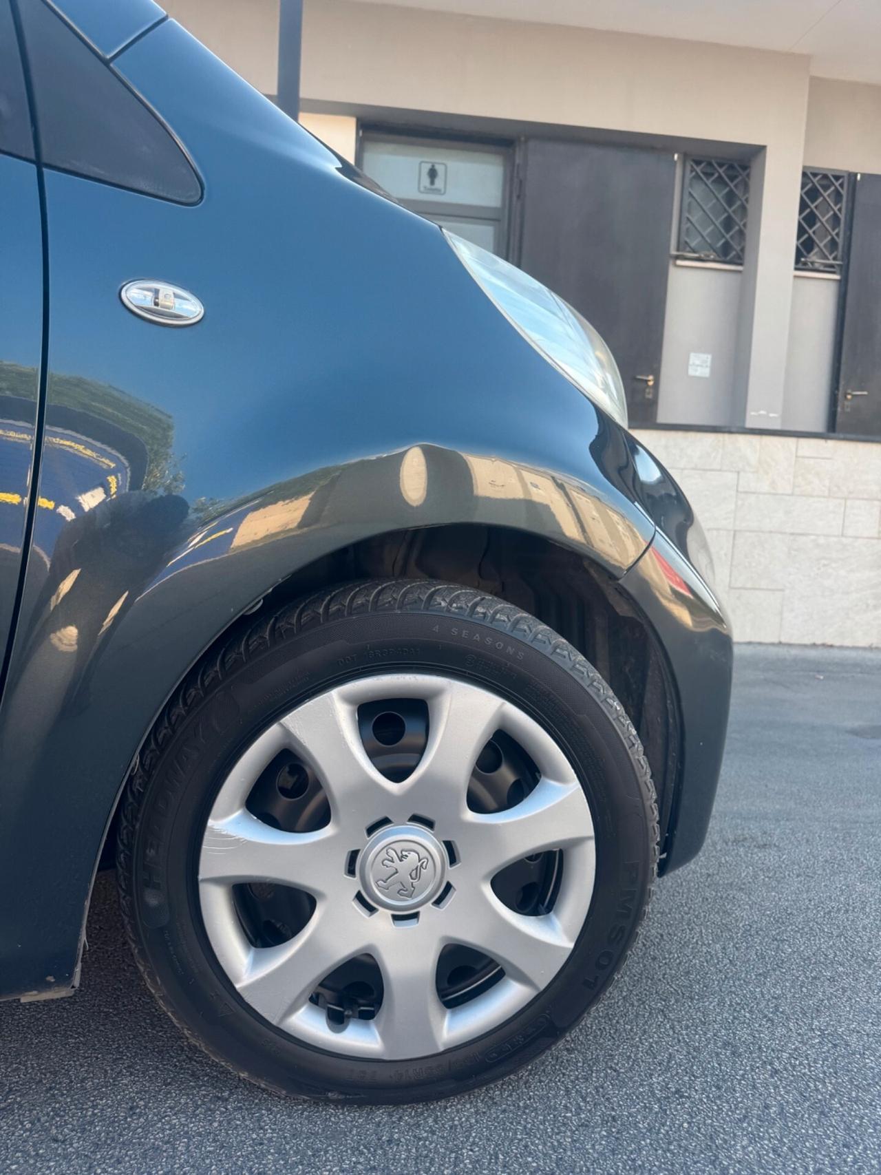 Peugeot 107 1.0 68CV 5p. Sweet Years