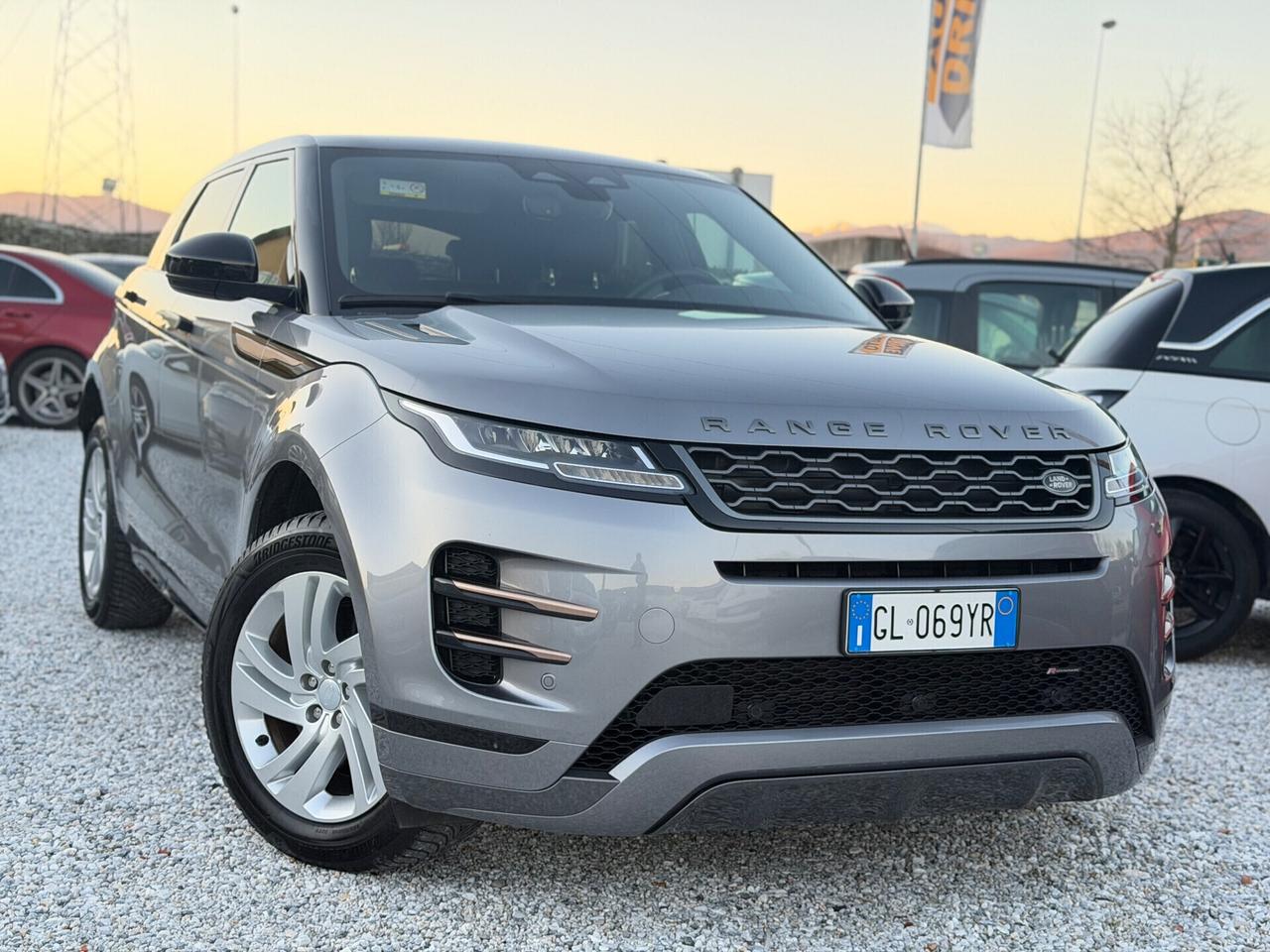 Land Rover Range Evoque 1.5 I3 160 CV Auto R-Dynamic SE