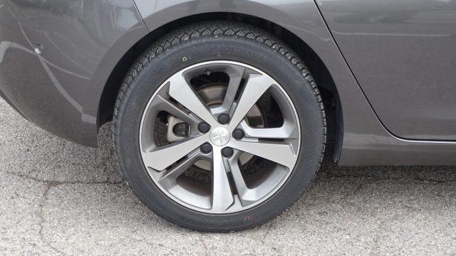 PEUGEOT 308 BlueHDi 130cv S&S EAT8 "Tech Edition" Garanzia..