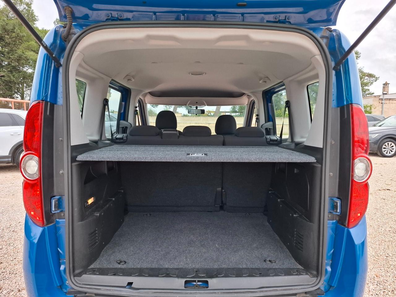 OPEL COMBO 1.6 MJT 120CV 5 POSTI-climatronic*