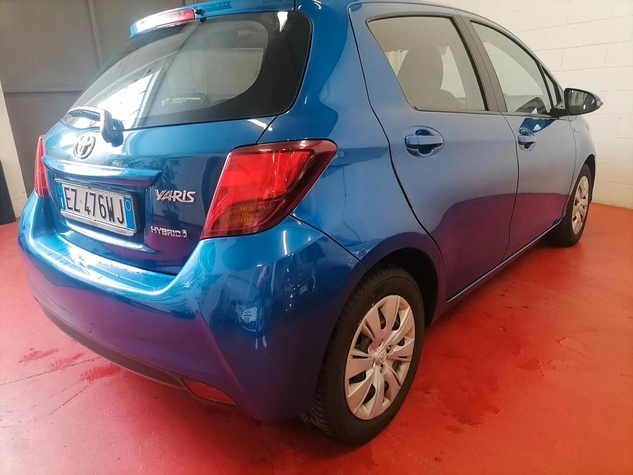 Toyota Yaris 1.5 Hybrid 5 porte Active