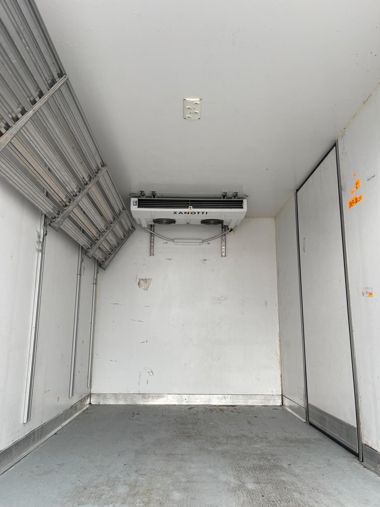 Renault Master T35 2.3 dCi/125cv Cabinato Frigo FRCX