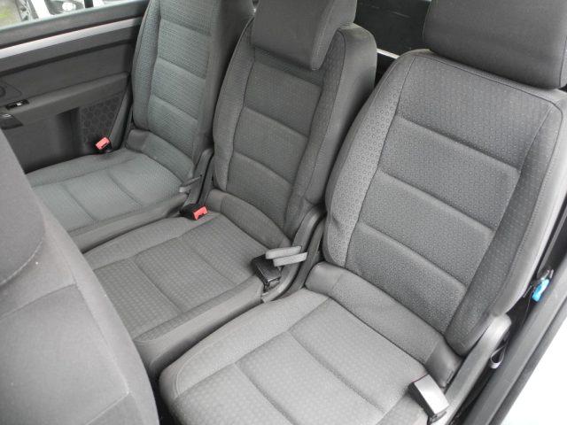 VOLKSWAGEN Touran 1.9 TDI 105cv -AUTOCARRO 5 POSTI- OK NEOPATENTATI