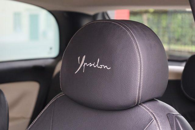 LANCIA Ypsilon 1.3 MJT 90CV Platino Automatica per NEOPATENTATI