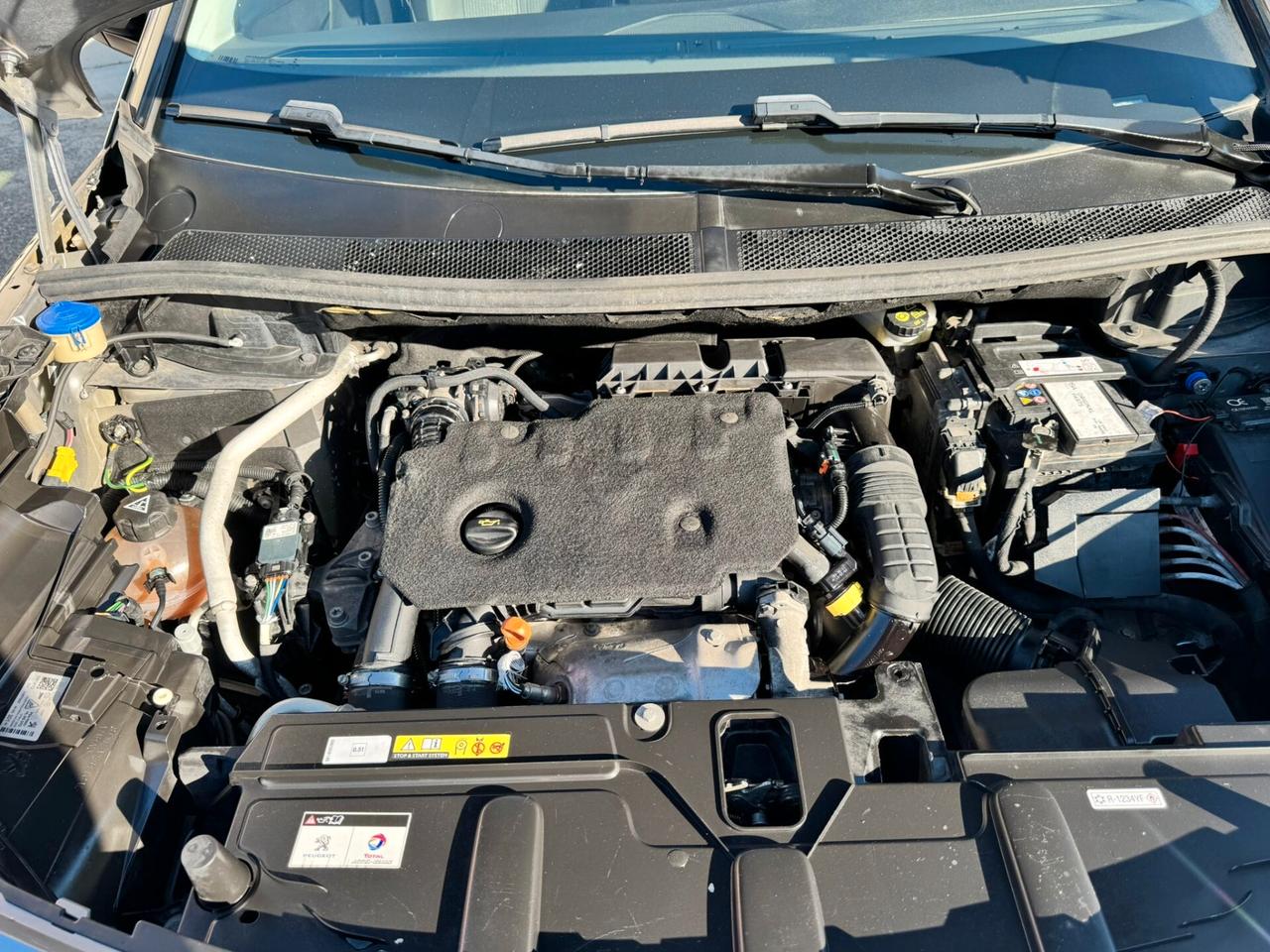 Peugeot 3008 BlueHDi 130 S&S EAT8 Allure