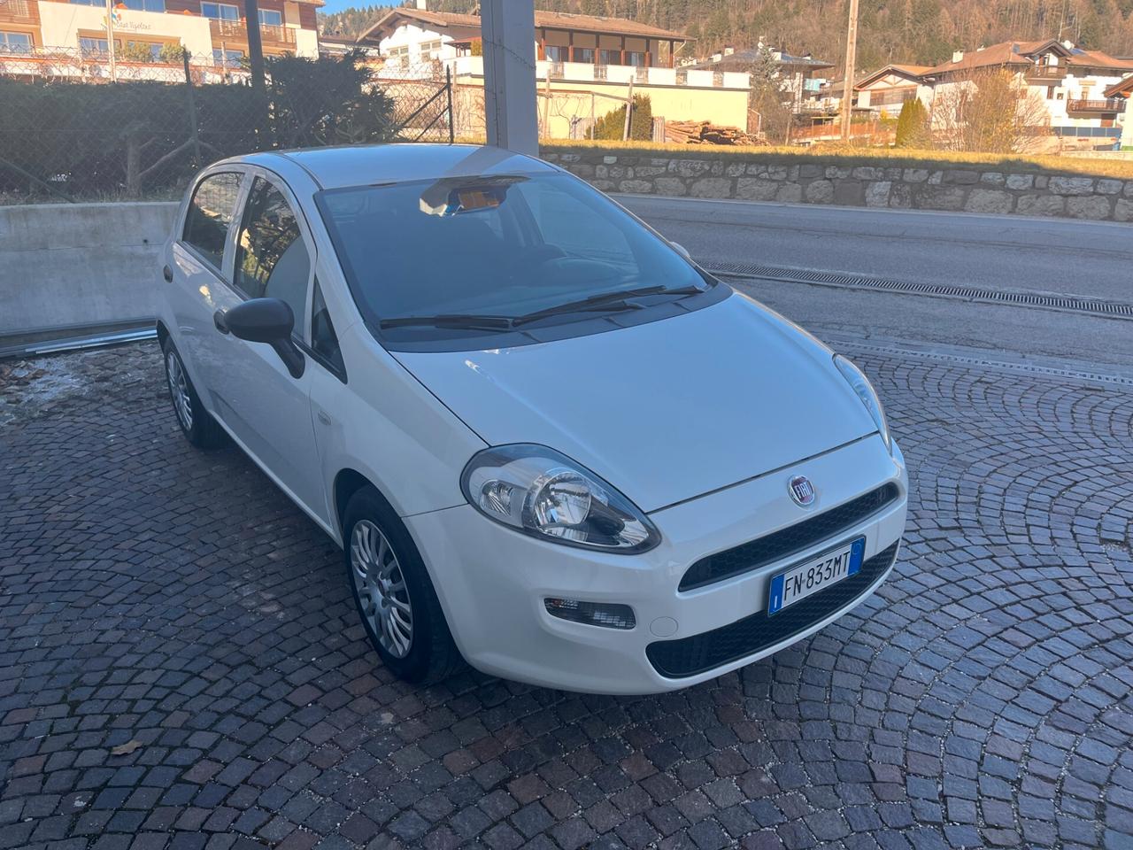 Fiat Punto 1.3 MJT II S&S 95 CV 5 porte Street