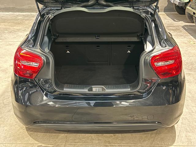 MERCEDES-BENZ A 160 d Automatic Executive