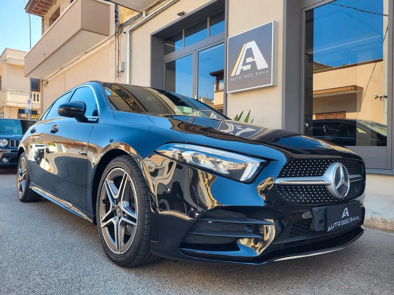 Mercedes A 180 d Autom. Premium/Amg+Luci Ambiente...