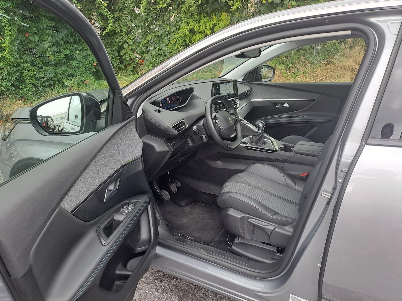 Peugeot 3008 BlueHDi 130 S&S Allure