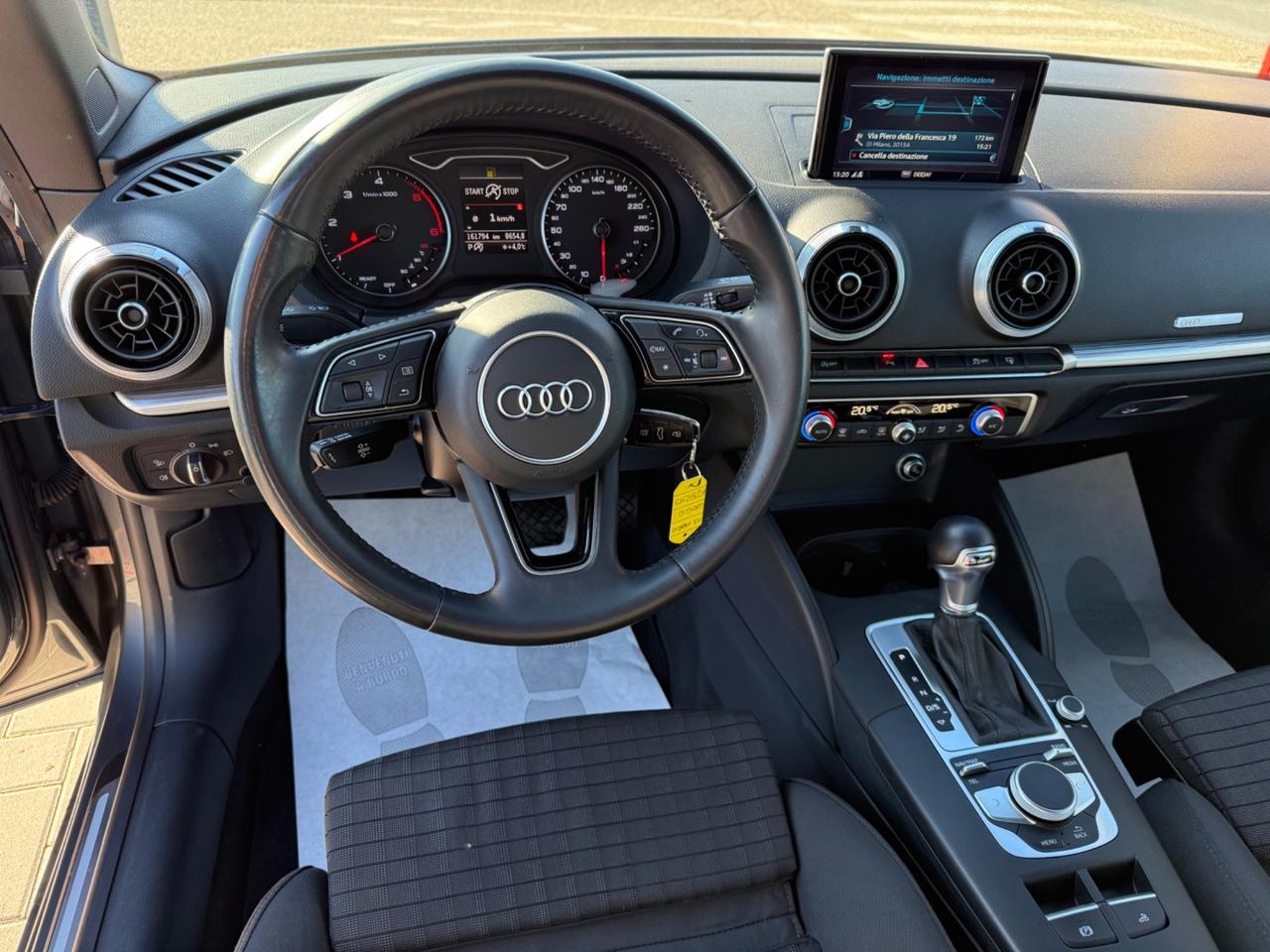 Audi A3 Cabrio 2.0 TDI S tronic 150 CV NAVI.