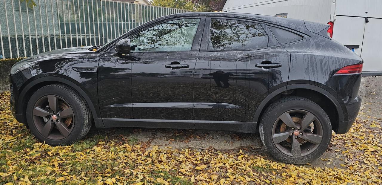Jaguar E-Pace 2021 R-Dynamic