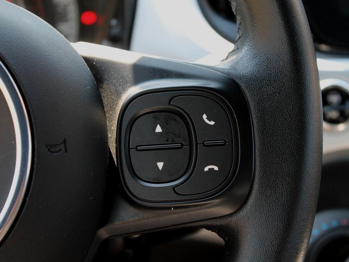 Fiat 500 C 1.0 Hybrid Connect
