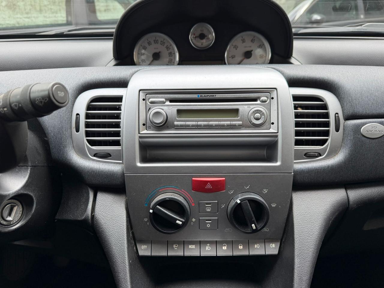 Lancia Ypsilon 1.2 GPL 60cv