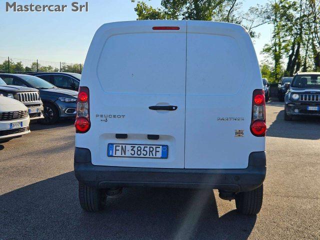 PEUGEOT Partner L1 BLUEHDI 100 TRACTION CONTROL 4X4 - FN385RF