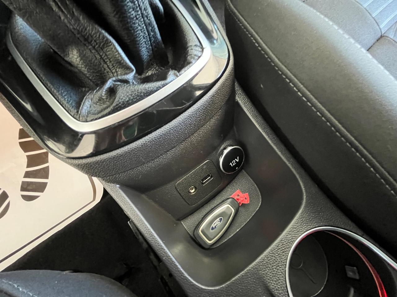 Ford Fiesta 1.5 TDCi 75CV 5 porte Titanium