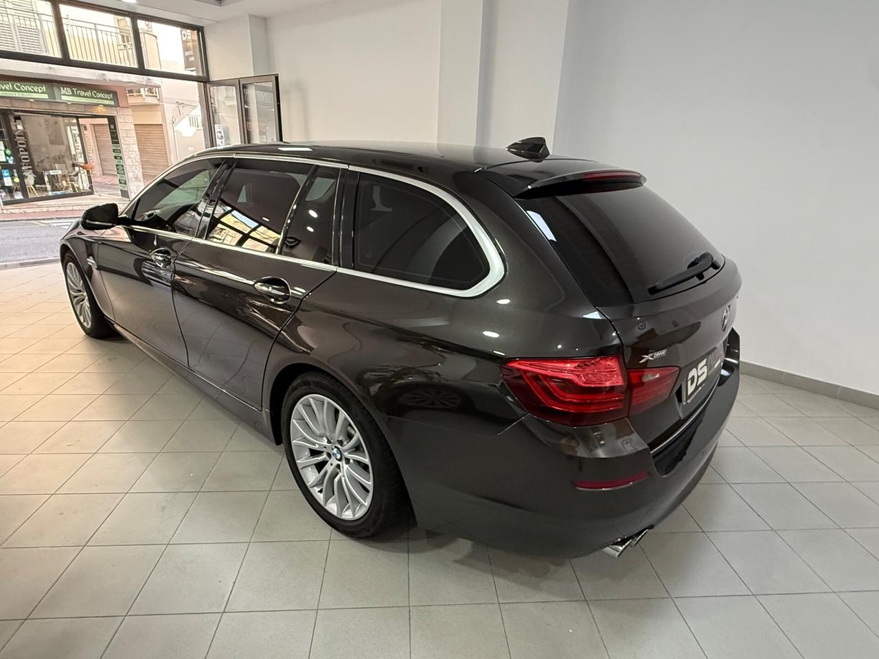 BMW 530d xDRIVE 258CV TOURING LUXURY