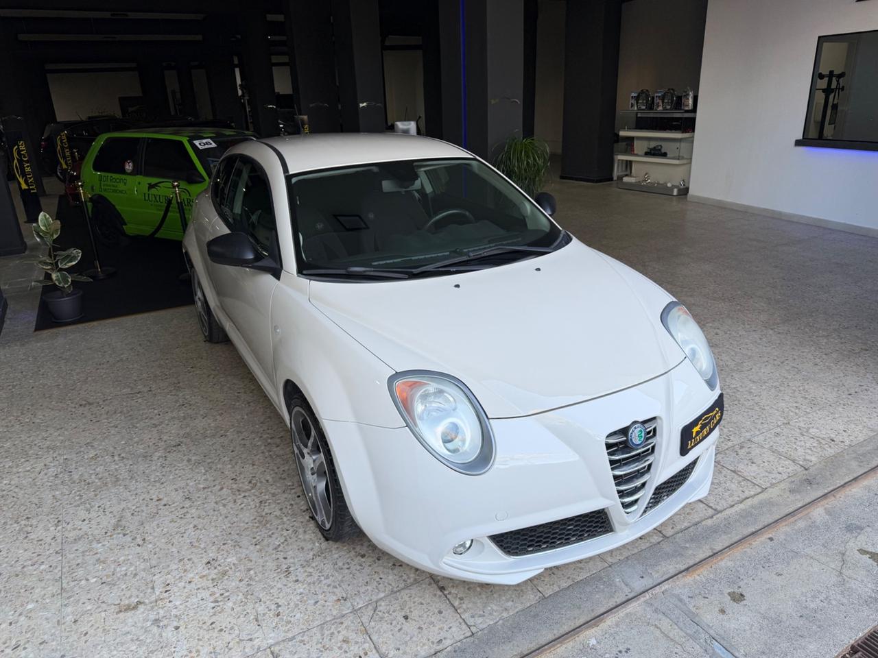 Alfa Romeo MiTo 1.6 JTDm 16V Distinctive Sport Pack