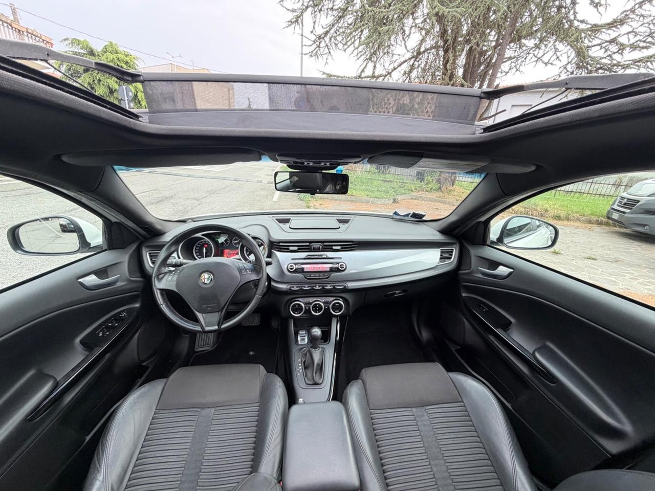 Alfa Romeo Giulietta 1.4 Turbo MultiAir TCT Distinctive CV 170