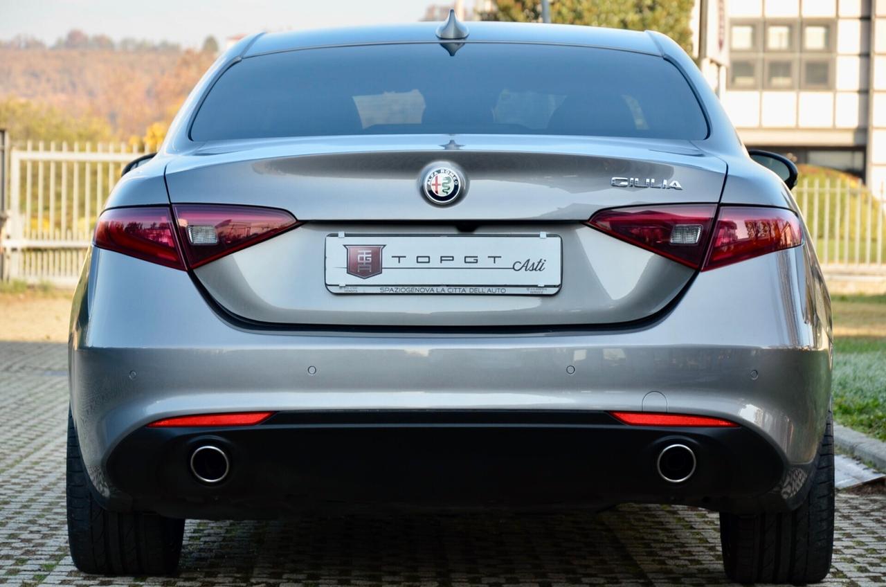 ALFA ROMEO GIULIA 2.2 TD 190cv AT8, ECCELLENTI CONDIZIONI, UFF ITALIANA, SERVICE UFFICIALI, EURO 6D, FARI XENO, NAVI, RETROCAMERA, APPLE ANDROID, PERMUTE