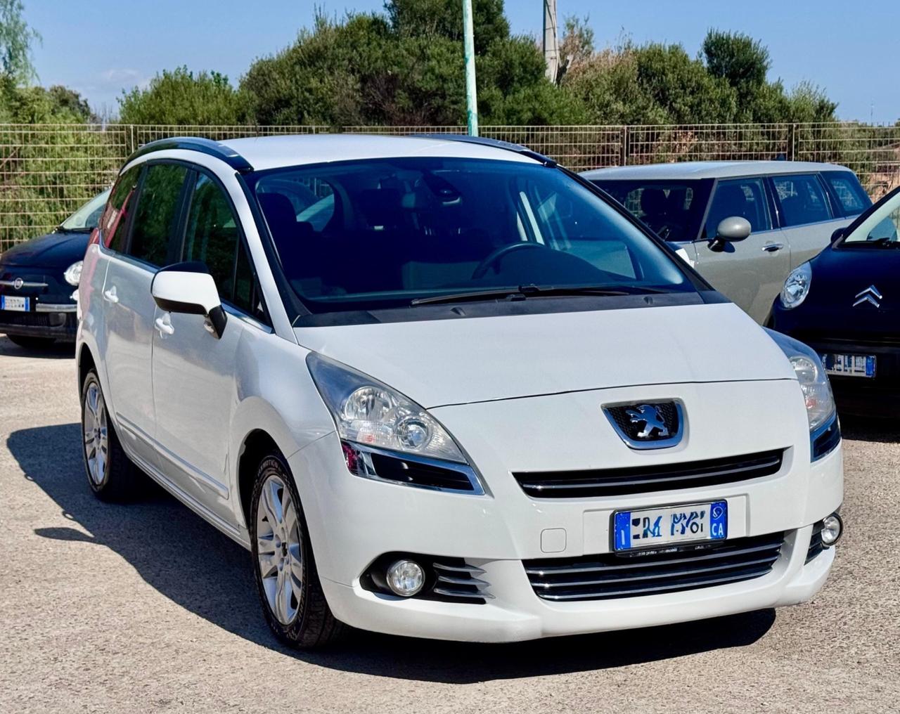 Peugeot 5008 1.6 HDi 115CV Allure