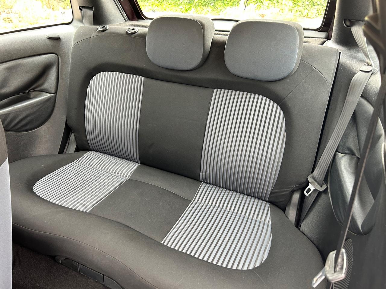 Lancia Ypsilon 1.3 MJT 90 CV Platino