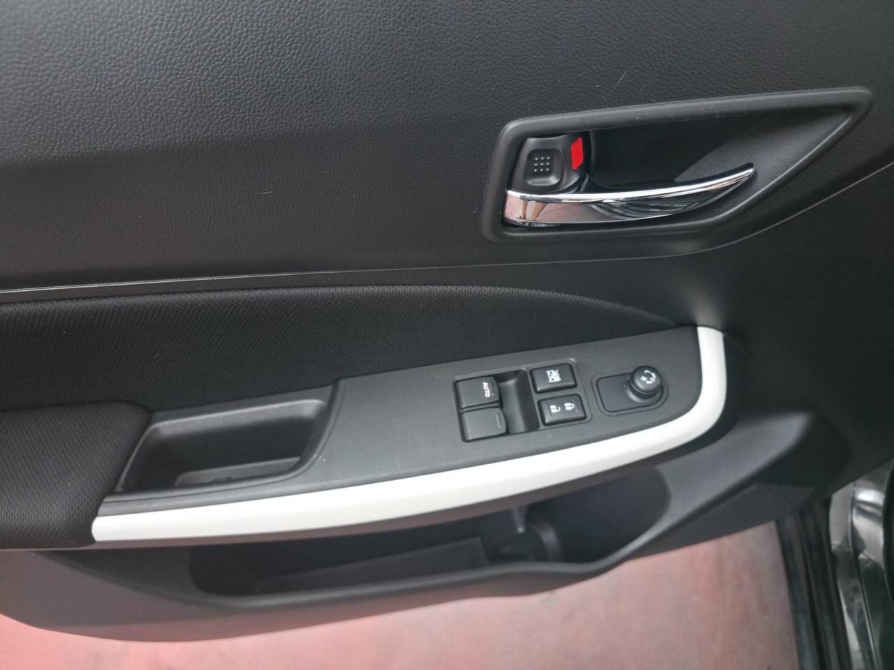Suzuki Swift 1.2 Hybrid Top NEOPAT