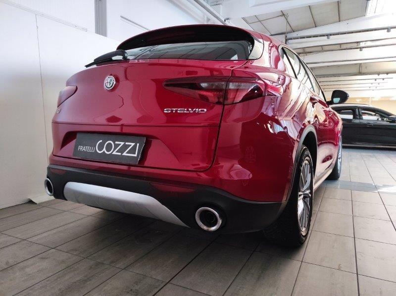 ALFA ROMEO Stelvio - Stelvio 2.2 Turbodiesel 190 CV AT8 Q4 Business