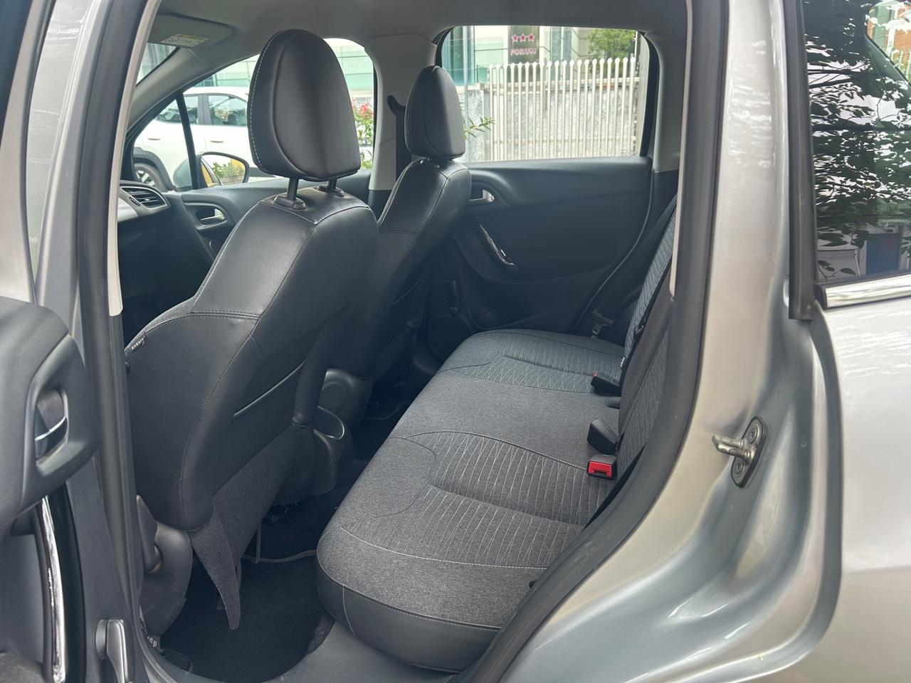Citroen C3 PureTech 82 Live Edition