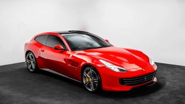 Ferrari GTC4 Lusso LEASING FULL INCLUSIVE - NOLEGGIO LUNGO TERMINE