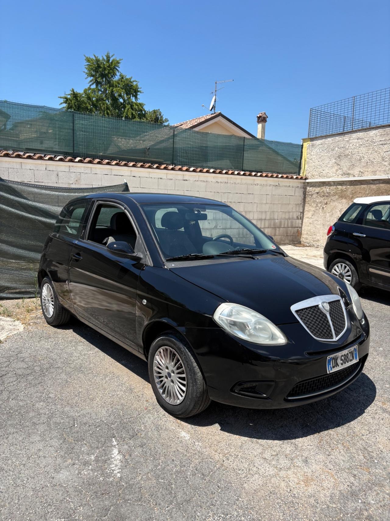Lancia Ypsilon 1.2 Argento