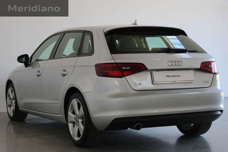 Audi A3 3ª SERIE SPB 1.6 TDI S TRONIC ADMIRED