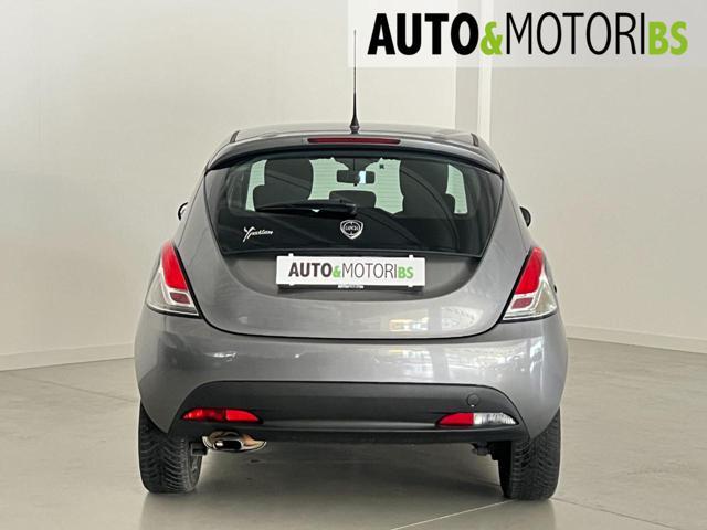 LANCIA Ypsilon 1.2 69 CV 5 porte Silver