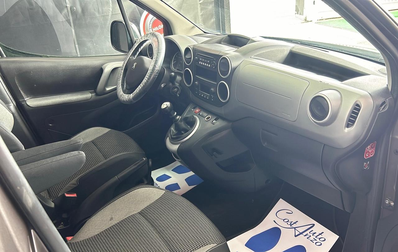 Peugeot Partner Tepee 1.6 BlueHDi 120cv Outdoor 2015
