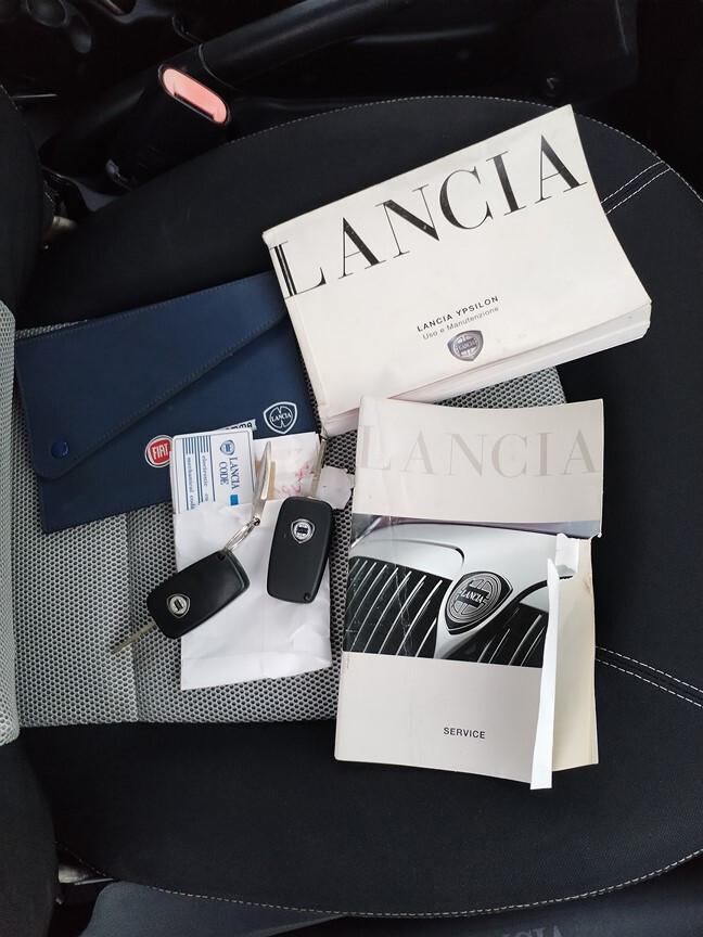 Lancia Ypsilon 1.2 8V MOMO DESIGN 91800KM 9/2006