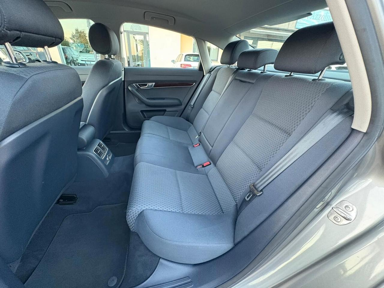 AUDI A6 3.2 V6 QUATTRO UNICA MANO KM 107.377