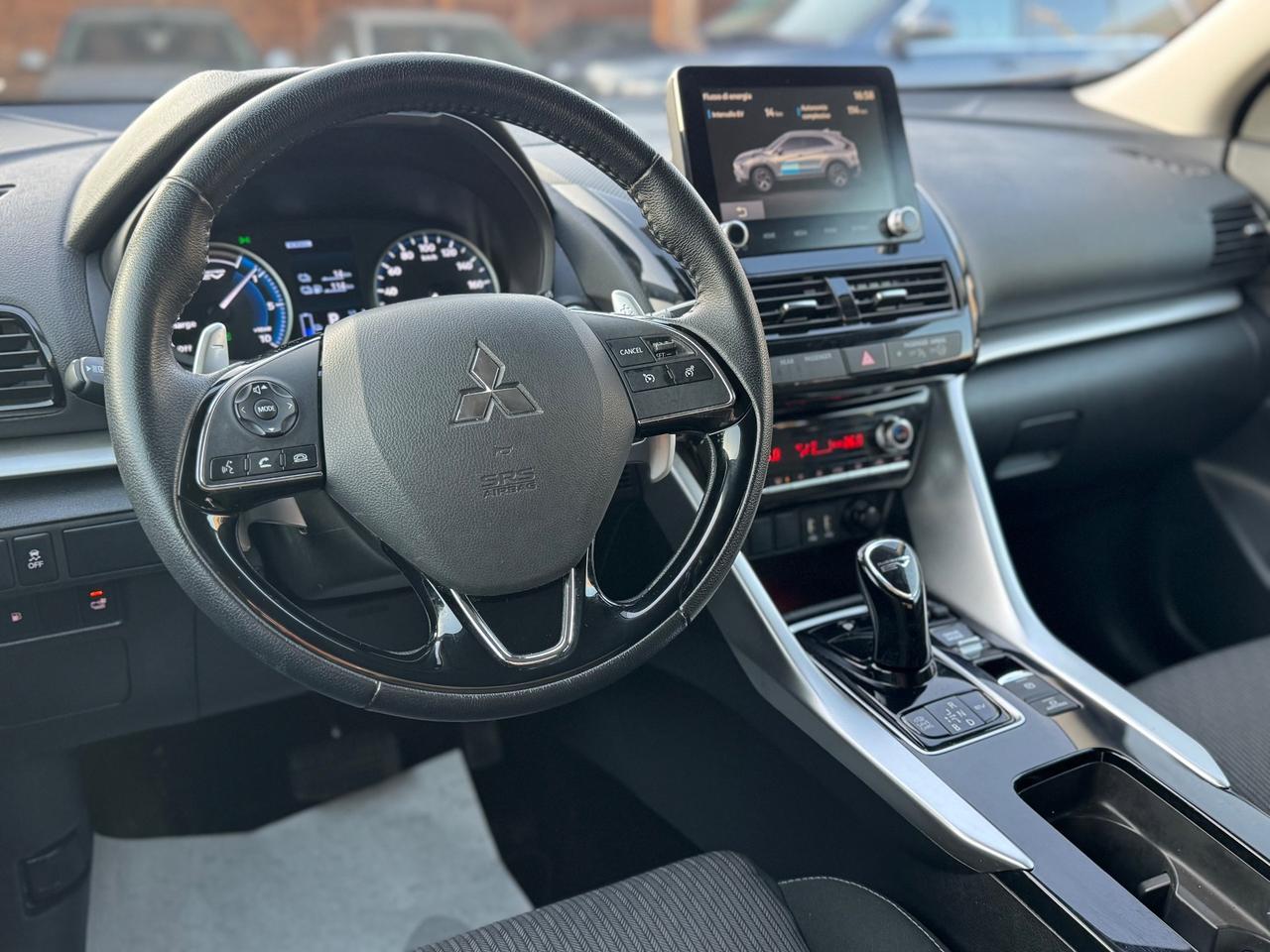 Mitsubishi Eclipse Cross 2.4 MIVEC 4WD PHEV Intense 39,999km