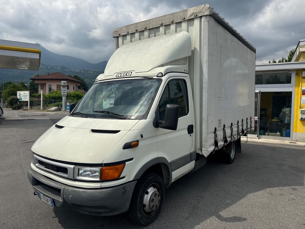 IVECO DAILY 35c13 CENTINATO 6 marce