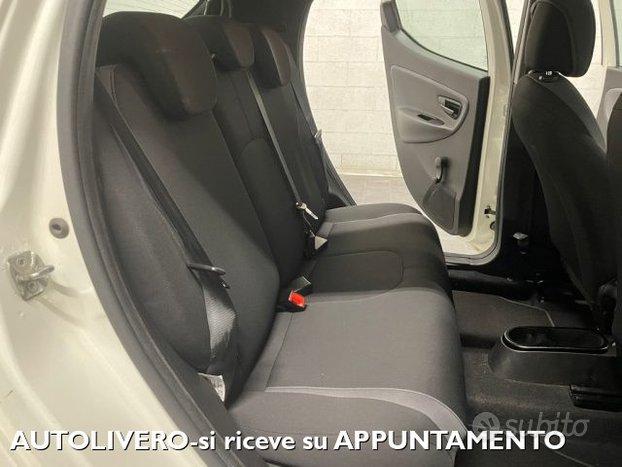LANCIA Ypsilon 1.2 69 CV 5 porte Gold