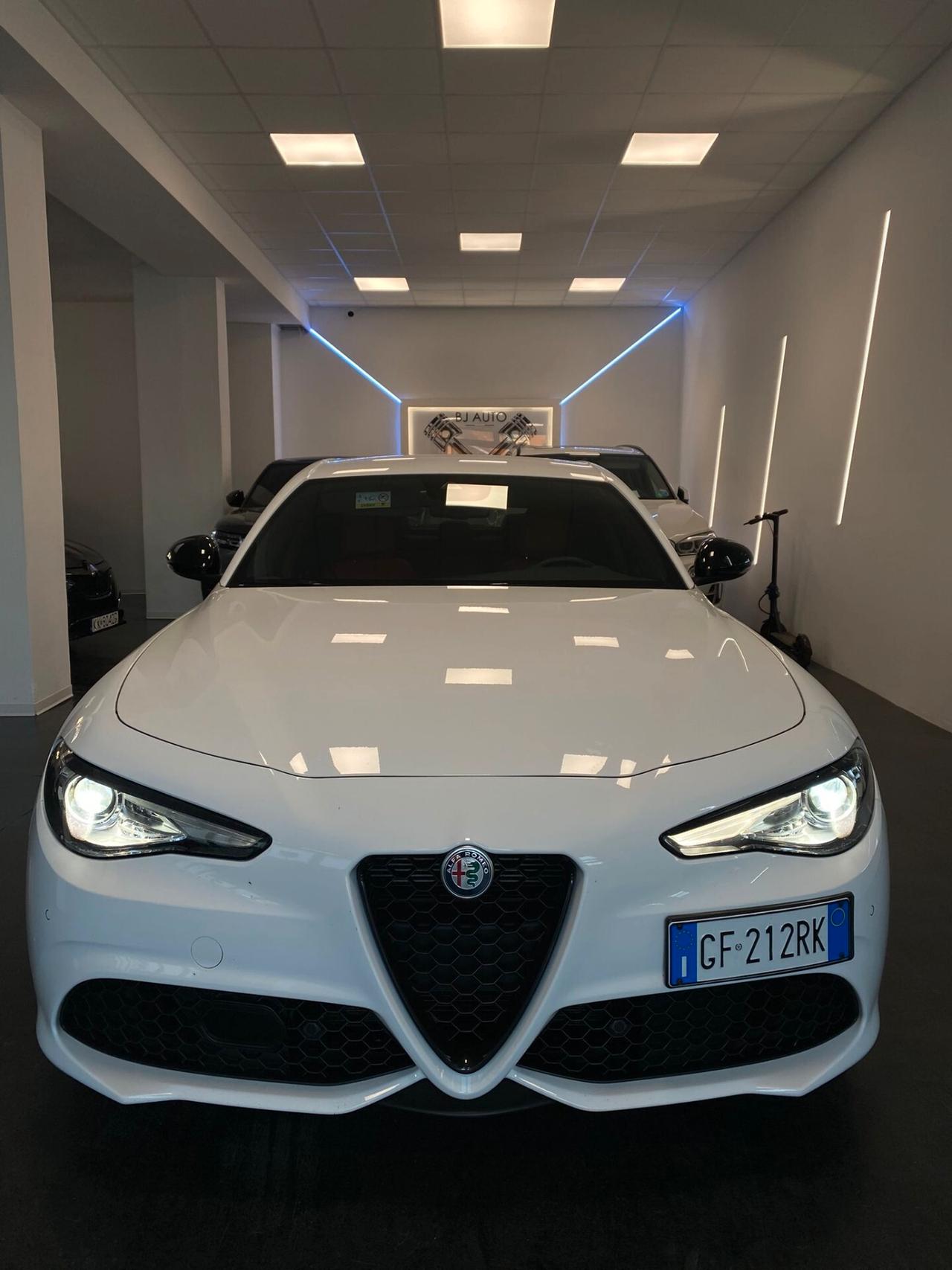 Alfa Romeo Giulia 2.0 Turbo 280 CV AT8 AWD Q4 Veloce