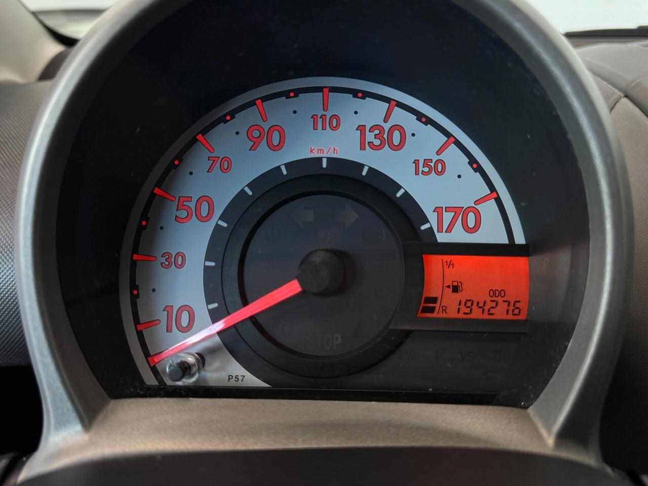 Toyota Aygo 5p 1.0cc 68cv benzina manuale OK Neopatentati
