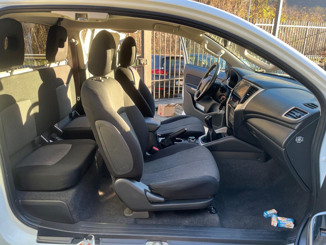 Mitsubishi L200 2.3 D Club Cab 4x4 Super Select Intense