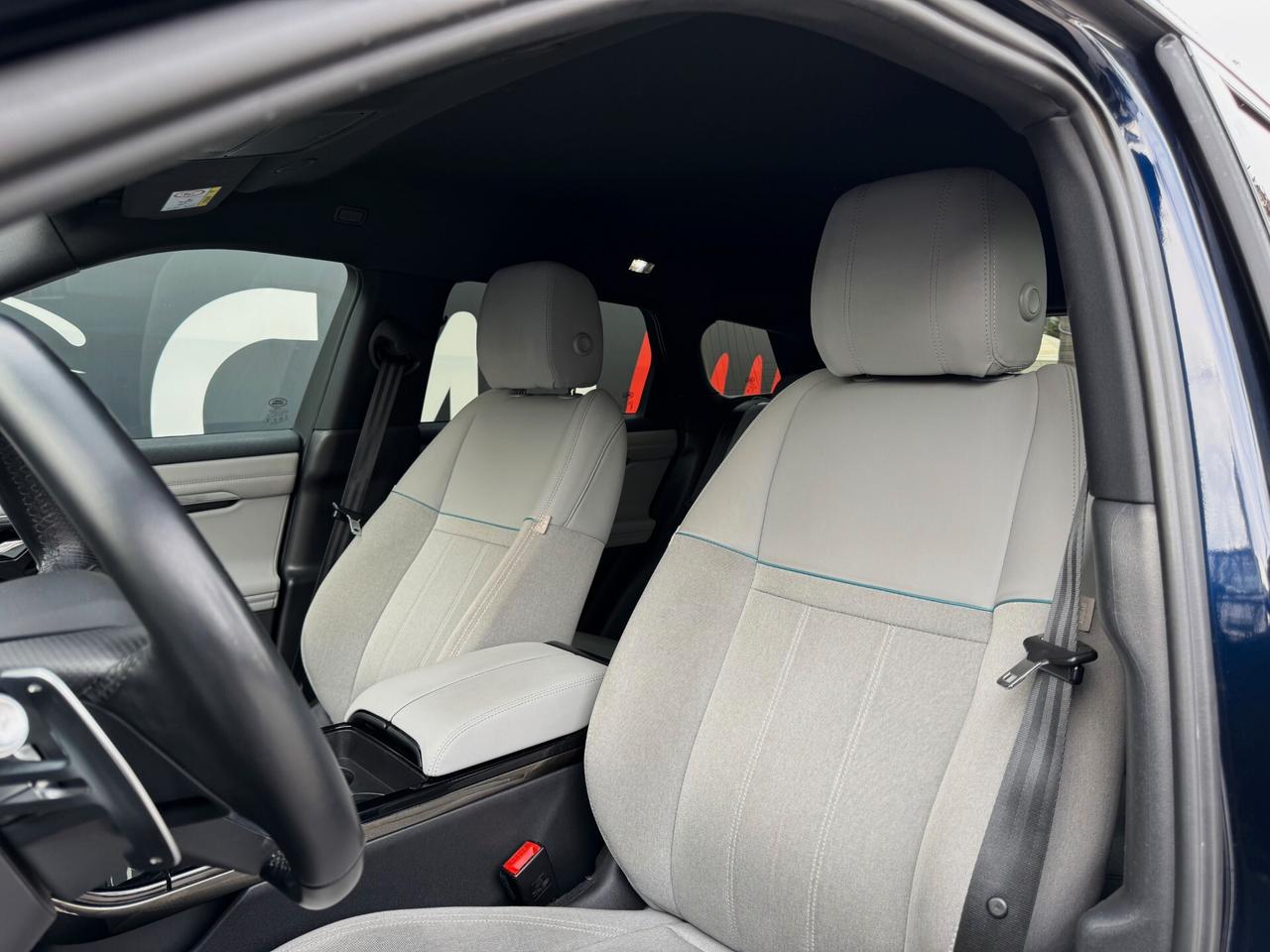 Range Rover Evoque 2.0d i4 MHEV R-Dynamic SE 204CV