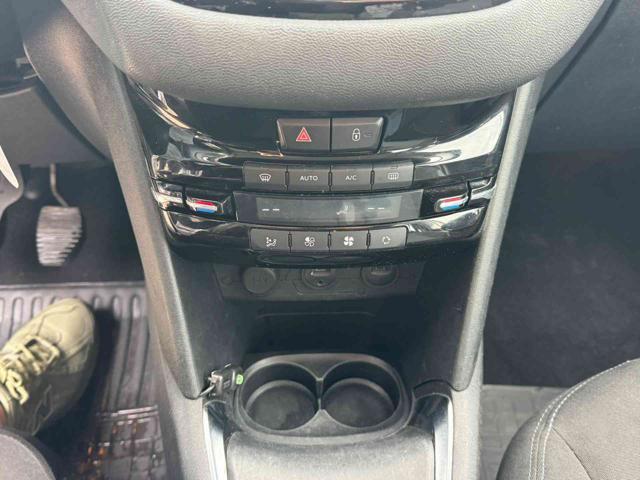 PEUGEOT 208 1.4 95CV Allure