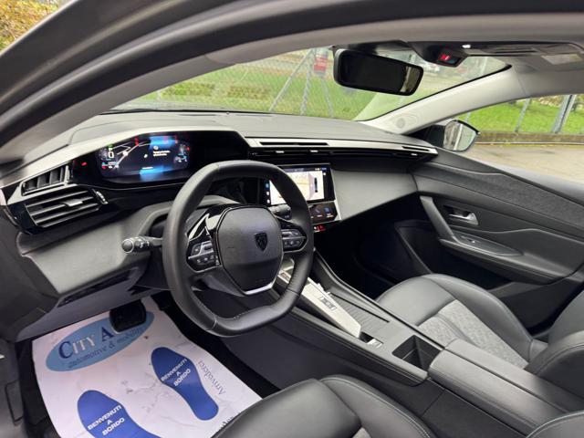 PEUGEOT 408 PureTech 130CV EAT8 Allure NAVI+RETR.