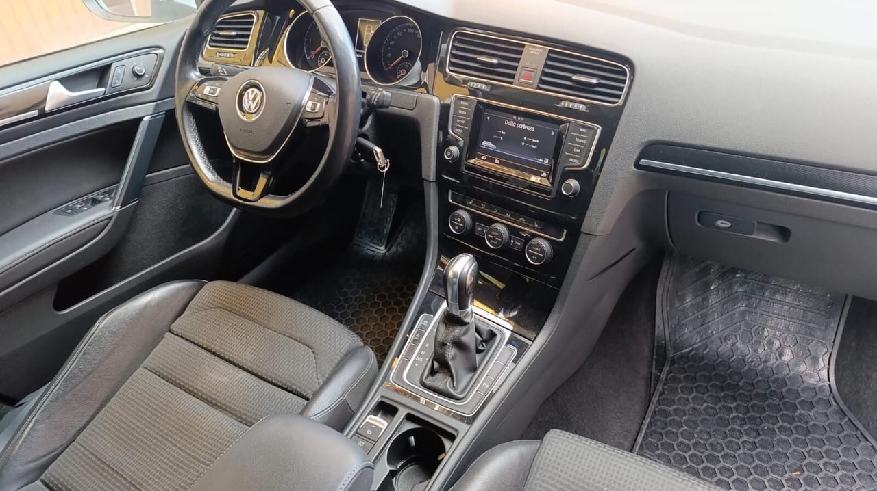 Volkswagen Golf Business 2.0 TDI DSG 5p. Highline BlueMotion Tech.