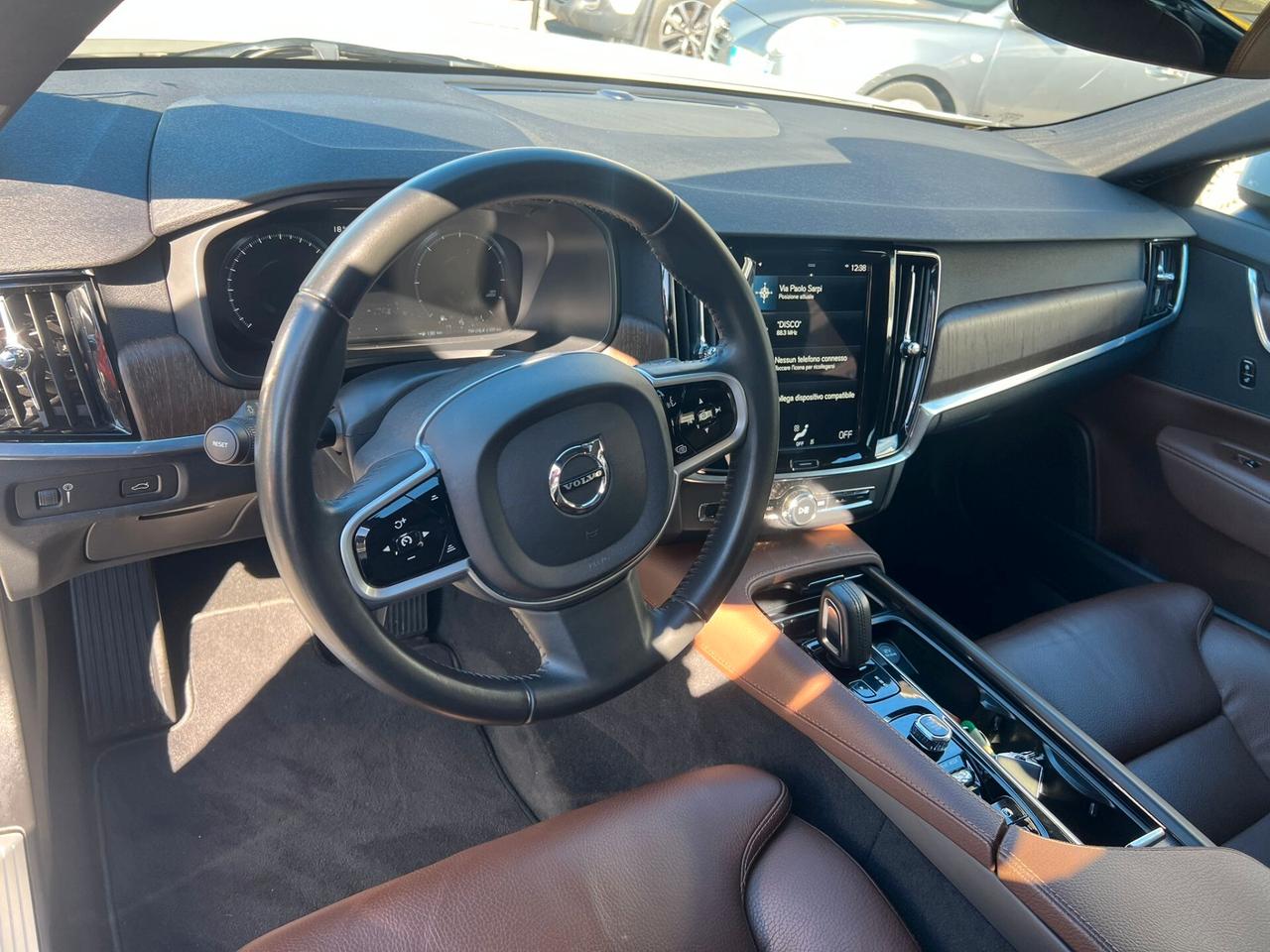 Volvo V90 Cross Country B4 (d) AWD Geatronic Business Pro Line