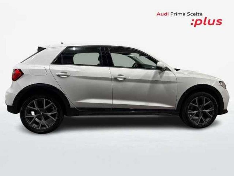 Audi A1 II 2019 Citycarver 25 1.0 tfsi Admired 95cv